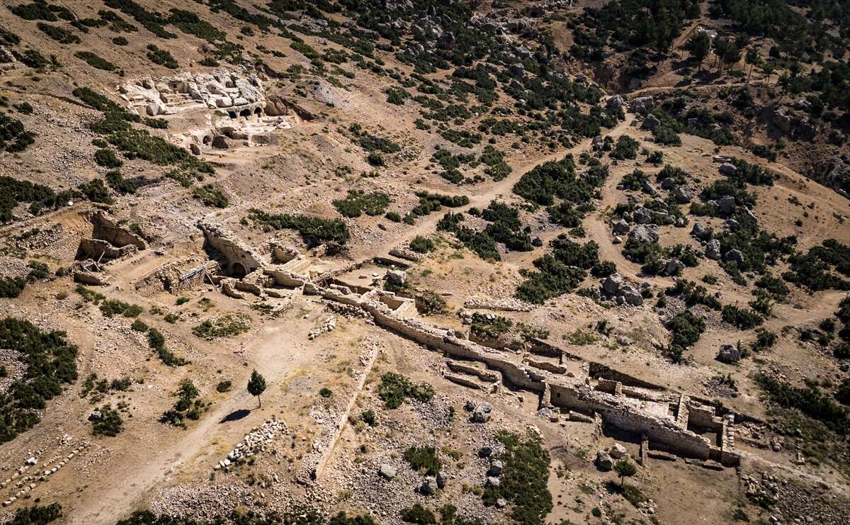 Konya’dan yola çıkanları Torosların arasında bambaşka bir dünya karşılıyor 13